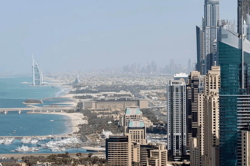 The Ultimate Guide On Moving To Dubai